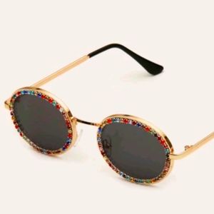 RHINESTONE SUNGLASSES